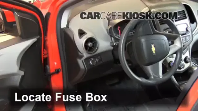 2012 Chevrolet Sonic LT 1.8L 4 Cyl. Sedan Fusible (intérieur) Contrôle